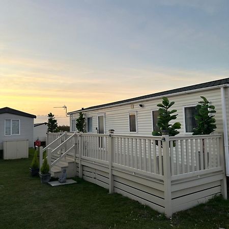 The Ernie Van Selsey Exterior foto