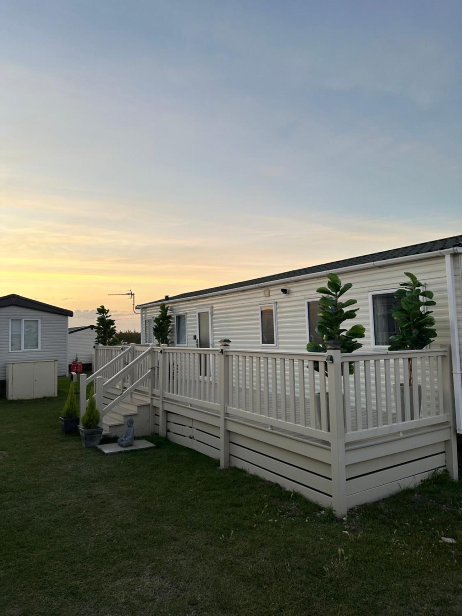 The Ernie Van Selsey Exterior foto